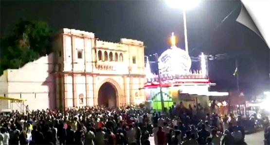 Gujarat | Uproar over notice to remove dargah in Junagadh, four policemen including DSP injured in stone pelting by mob