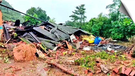 महाराष्ट्र: रायगढ़ में लैंडस्लाइड, अब तक 4 शव बरामद, 100 लोगों के दबे होने की आशंका