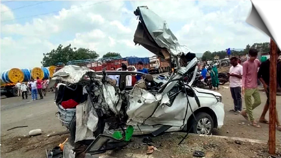 maharashtra-horrific-road-accident-on-mumbai-agra-nh-in-dhule-10-killed-more-than-20-injured